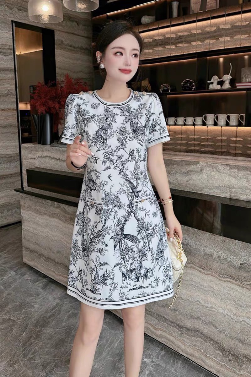 ĐẦM LỤA DIOR PHỐI NÚT CAO CẤP D146